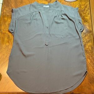 Women's Olive Green Short Sleeve Blouse - Size XL